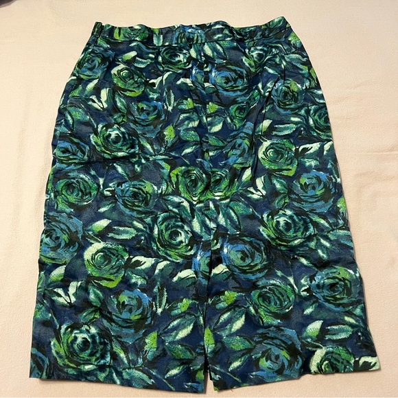 Like new* high waisted midi lined skirt - Picture 2 of 7